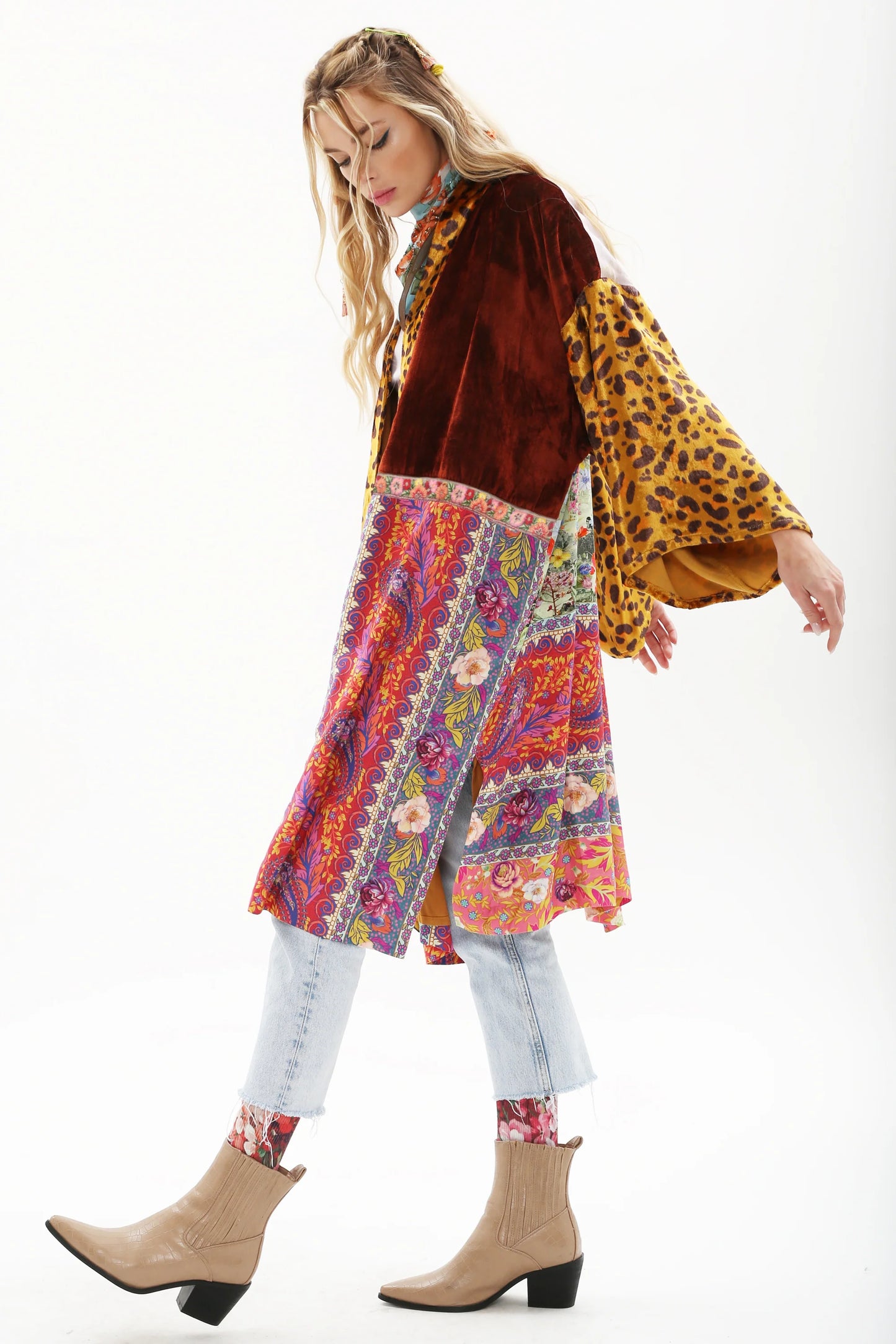 Aratta Nova Cheetah Topper