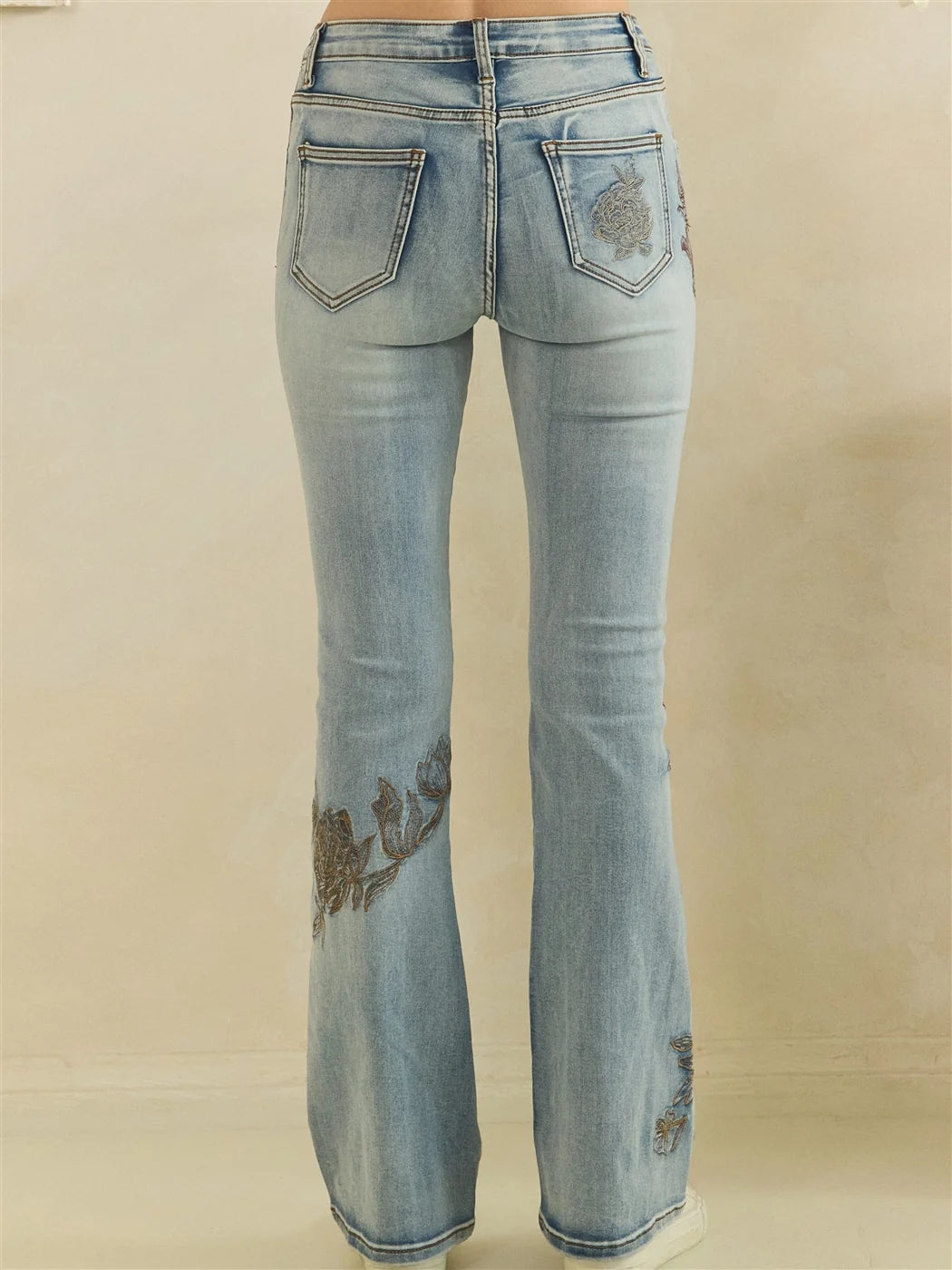 Oli & Hali Washed Floral Embroidery Stretch Jeans